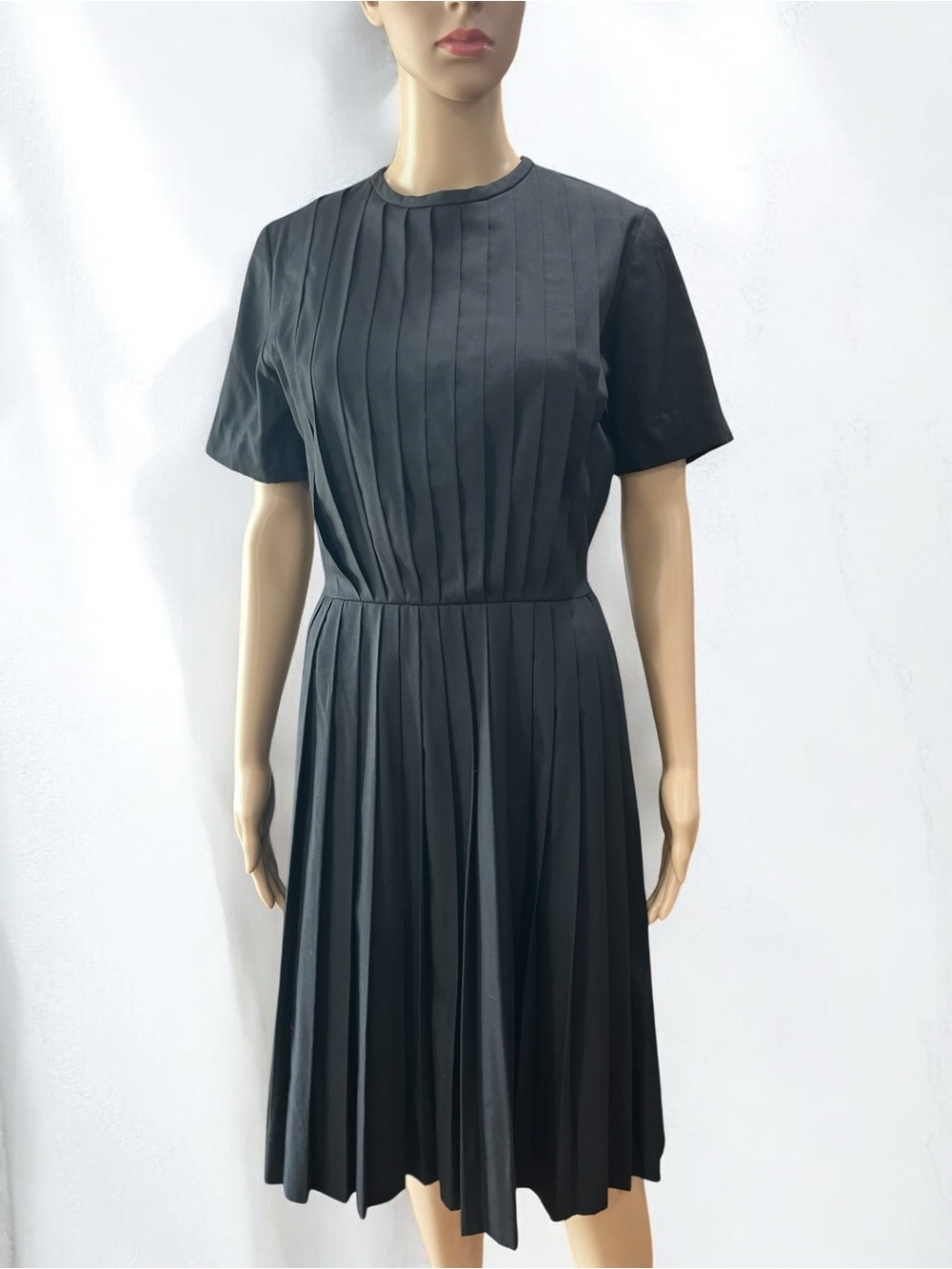 Vintage 50s 60s Herman Marcus Dallas Black Pleated Fit & Flare Dress - Picture 3 of 8